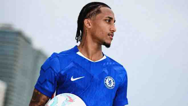 Chelsea phá kỷ lục chuyển nhượng với Joao Pedro: Tham vọng hay sai lầm chiến lược?