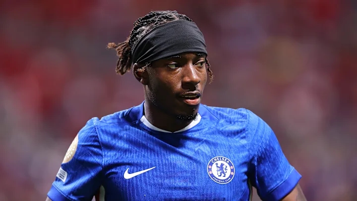 Bom tấn Noni Madueke: Khi sự hoài nghi nhường chỗ cho niềm tin tại Arsenal